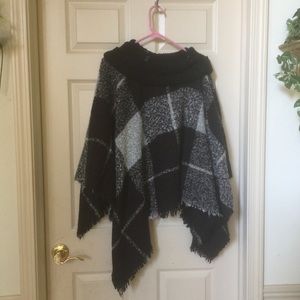 Amisu Knitwear Color Block Poncho